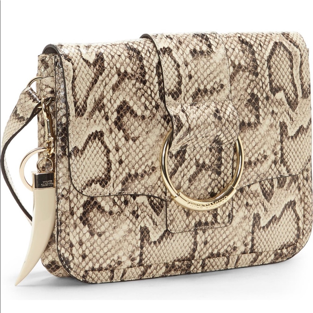 NWT❌⛔️SOLD⛔️❌Vince Camuto Caia Leather Flap Crossbody ColorOatmeal